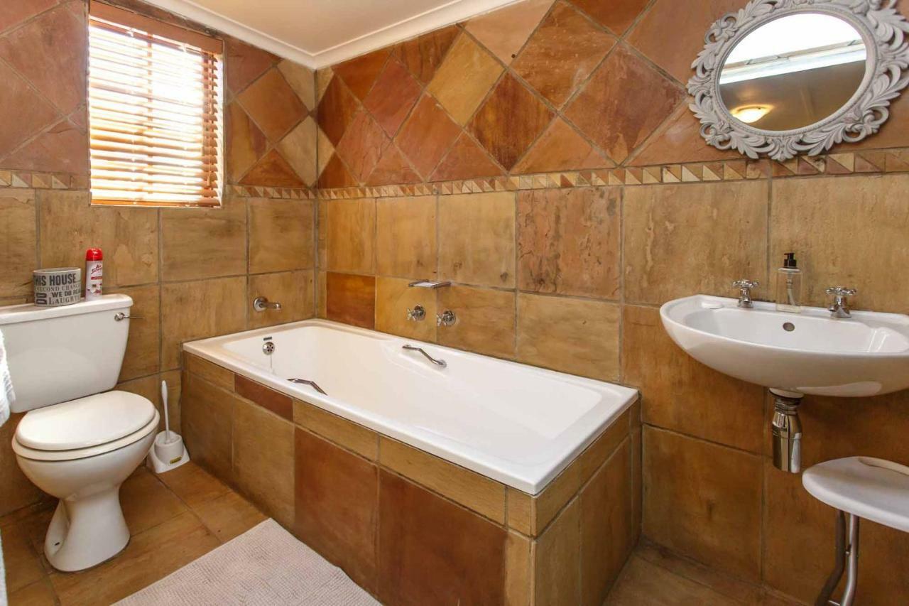 Hazenjacht Karoo Lifestyle - Spitzkop Apartment Oudtshoorn Luaran gambar