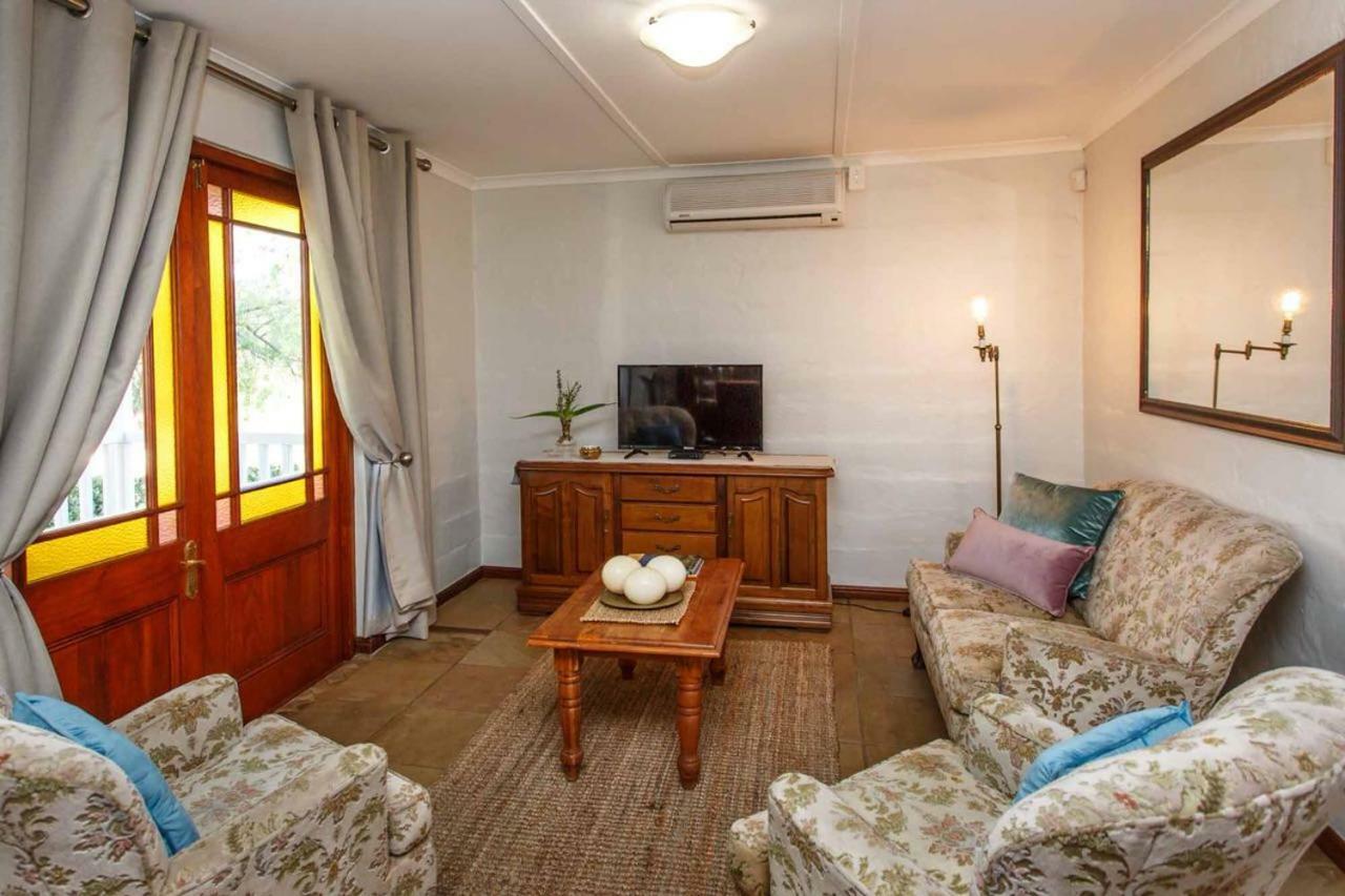 Hazenjacht Karoo Lifestyle - Spitzkop Apartment Oudtshoorn Luaran gambar