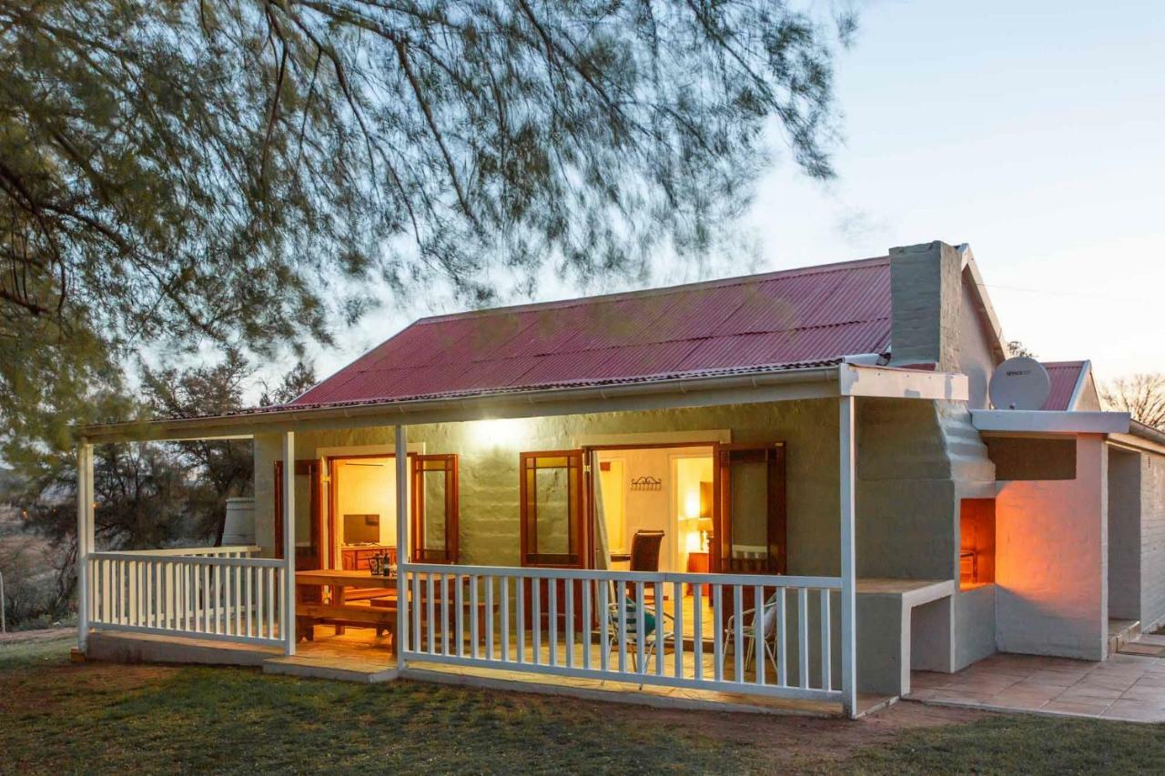 Hazenjacht Karoo Lifestyle - Spitzkop Apartment Oudtshoorn Luaran gambar